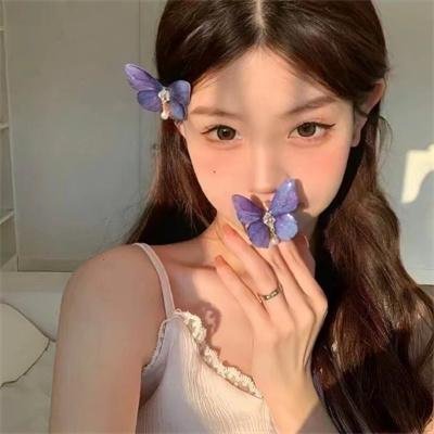 在我姐姐的婚纱里